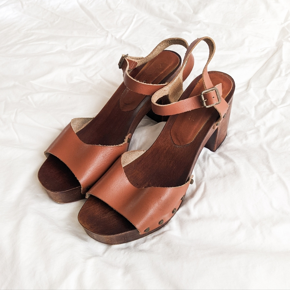 A Gianetti Wooden Leather Clog Platform Heel Sandals Size 10